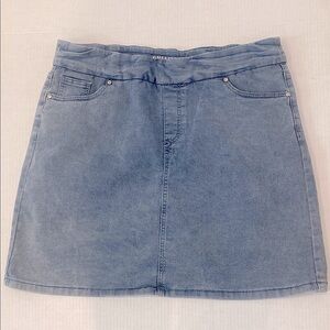 Denim Blue Cotton Skorts Size 13. Listed as 12 as no v 13 available on Poshmark
